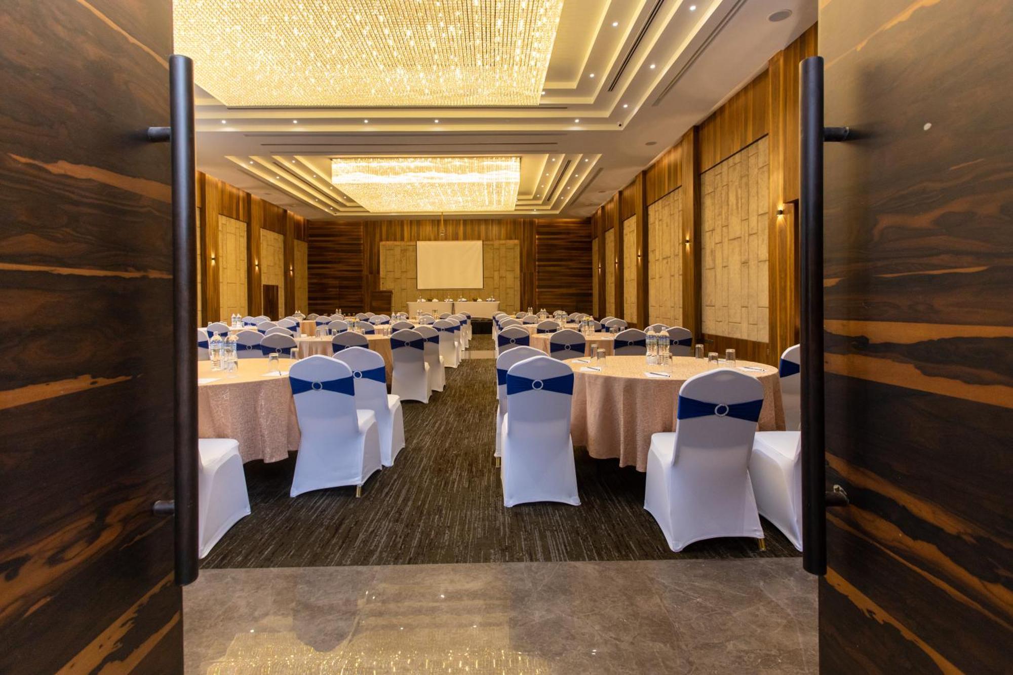 Grand Hotel, Kathmandu Exterior foto